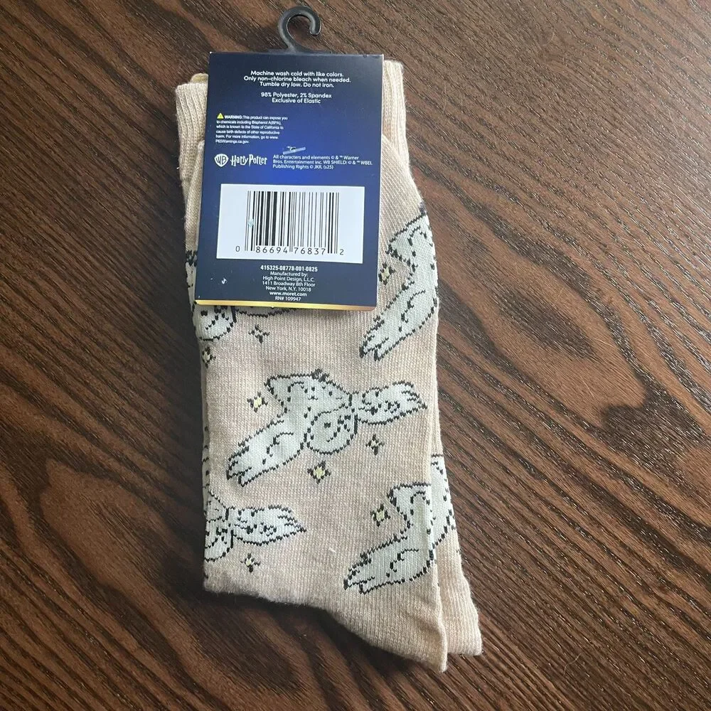 Harry Potter Hedwig Owl Crew Socks NWT Unisex Shoe Size 6.5-12